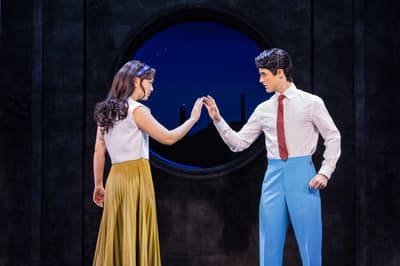 Maybe Happy Ending - Photo 2